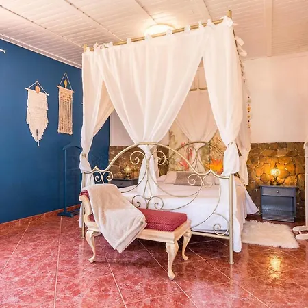 Kikiki House Vista Jardin La 5 *